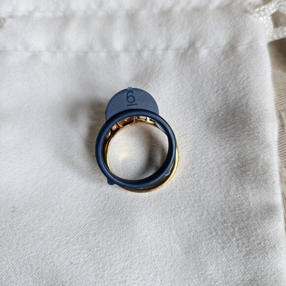 Vintage SETA faux onyx Clear Rhinestone Gold Tone Ladies Ring Size 6 - Picture 4 of 4